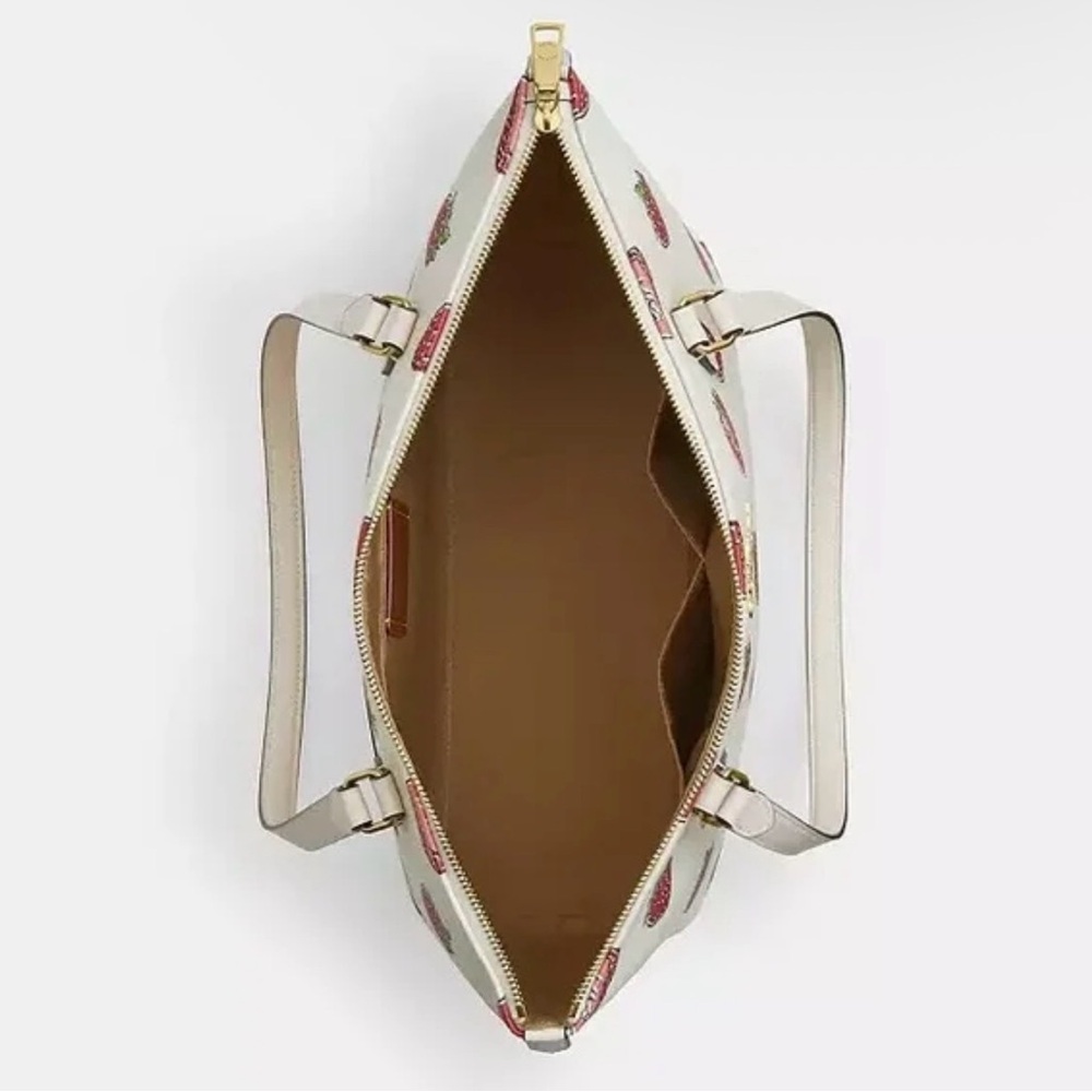 Coach NWT Gallery Tote Bag With Strawberry Print - Sold Out Bag - Picture 3 of 5